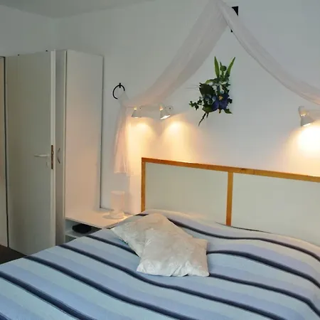 Ostseeferienwohnung - Bossert Kronsgaard